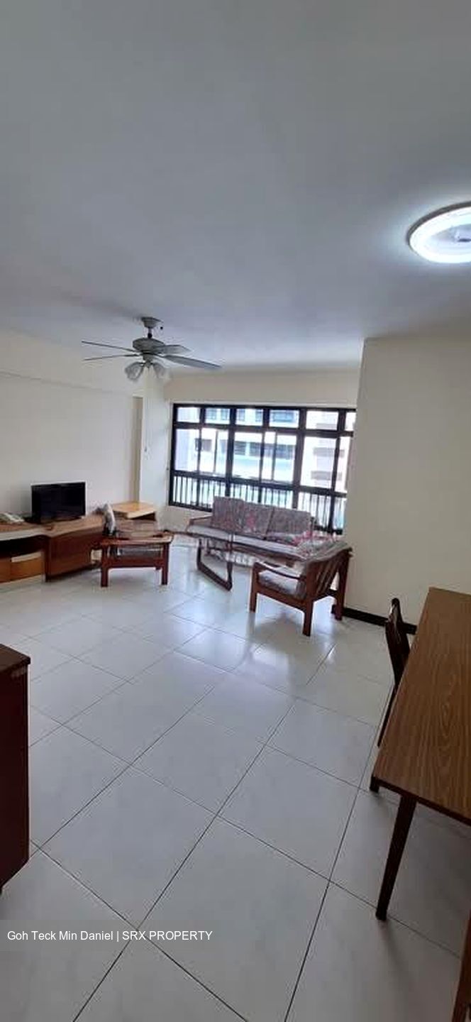 Blk 220B Linear Green @ Bedok (Bedok), HDB 4 Rooms #574565651